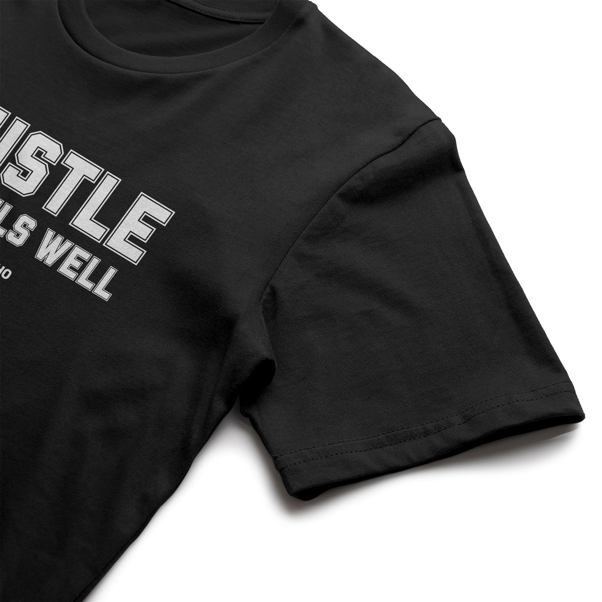 HUSTLE TRAVELS Midweight Tee – Black 